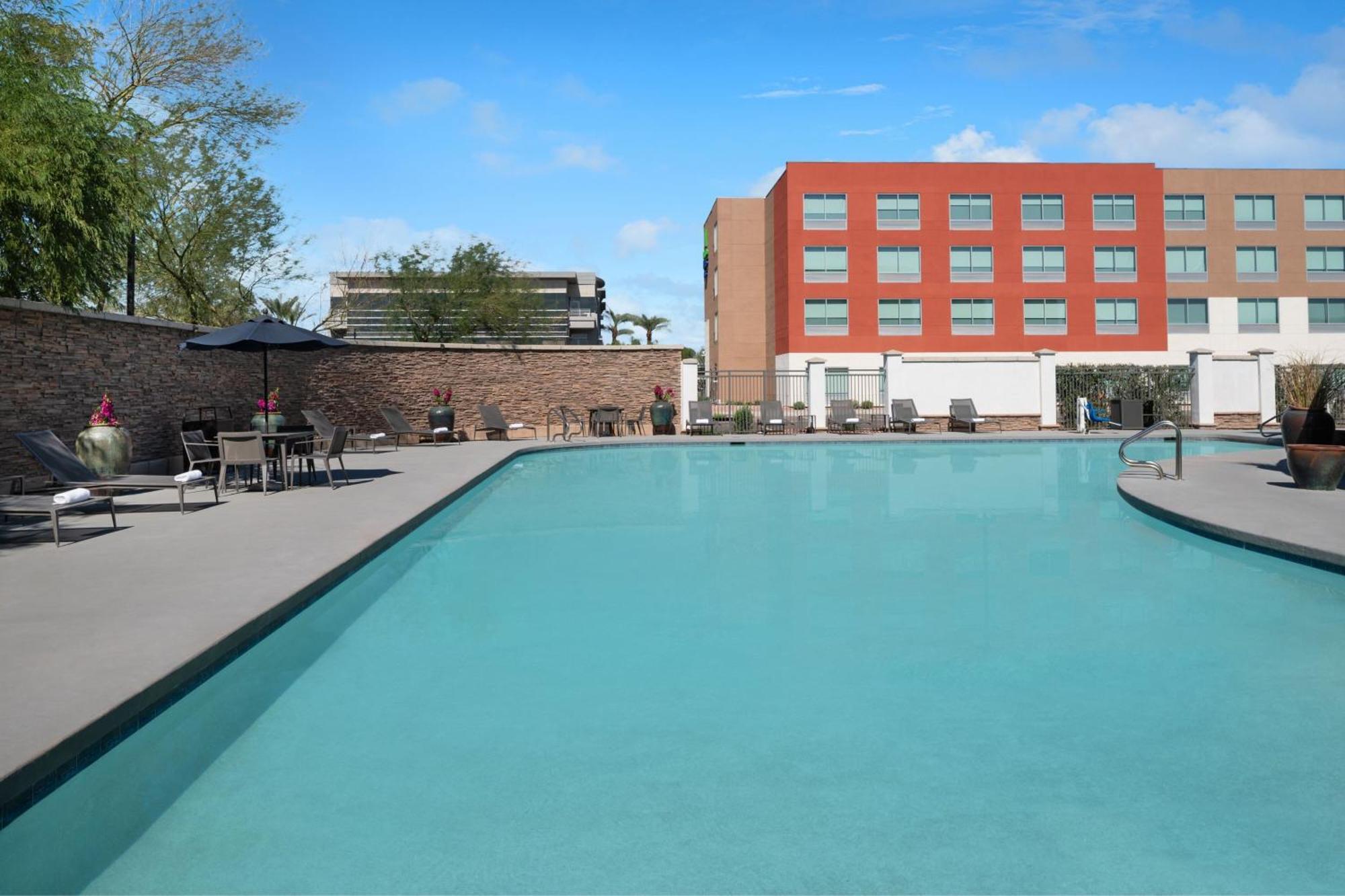 Courtyard By Marriott Phoenix West/Avondale Exterior foto